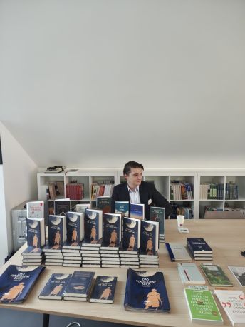 50. Todestag ALH Österreichischer PEN-Club - Büchertisch mit Ansgar Juckel vom DVB Verlag