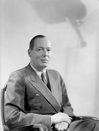 Alexander Lernet-Holenia Porträt von Kitty Hoffmann 1943 © ÖNB 146.938 - D POR MAG