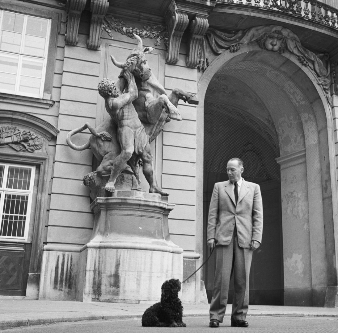 Alexander Lernet-Holenia 1953 - by Yoichi Okamoto ÖNB 2